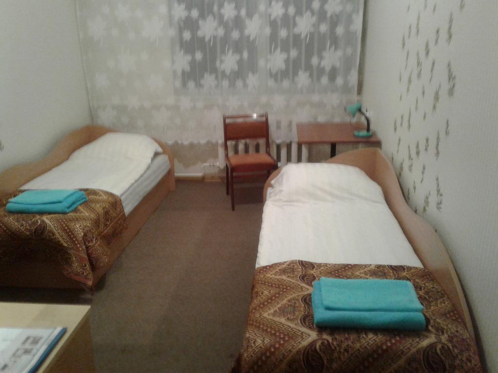 Hotel Viesu Maja Ezerkalns Krāslava Esterno foto