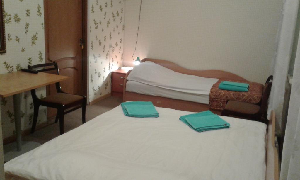 Hotel Viesu Maja Ezerkalns Krāslava Esterno foto